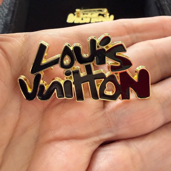 Fashion LV Brooches - All Four - Picture 6 of 6